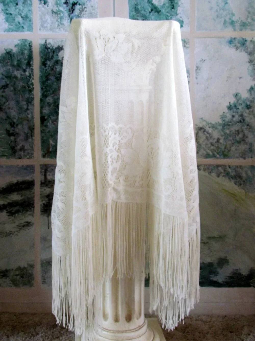IVORY SHAWL, 55
